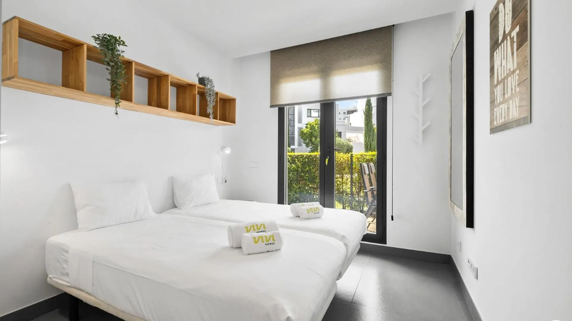 Vivi Homes - Amore Luxury ,Garden, Pool & Sauna Fuengirola 0*,  Spain