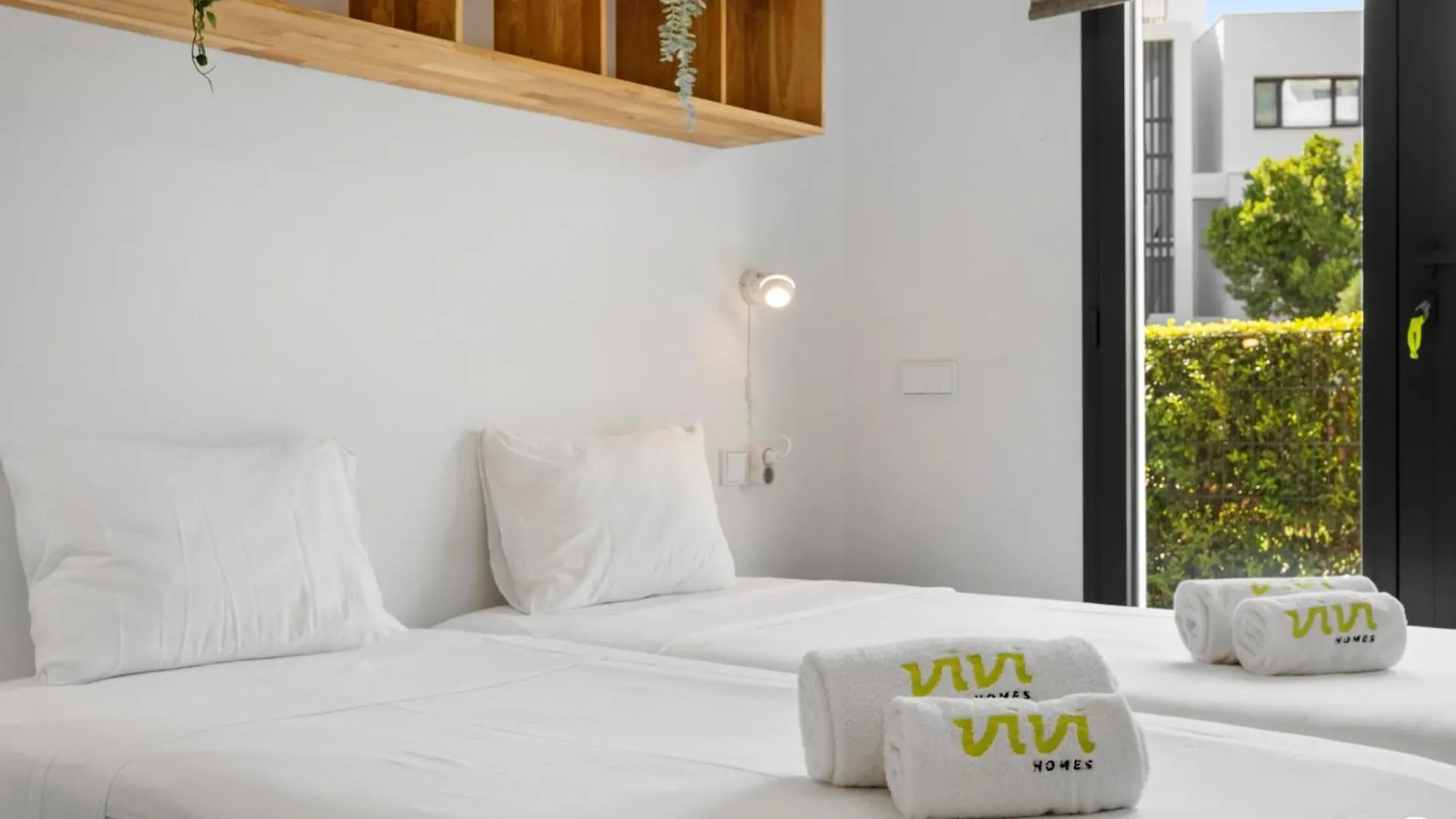 Vivi Homes - Amore Luxury ,Garden, Pool & Sauna Fuengirola