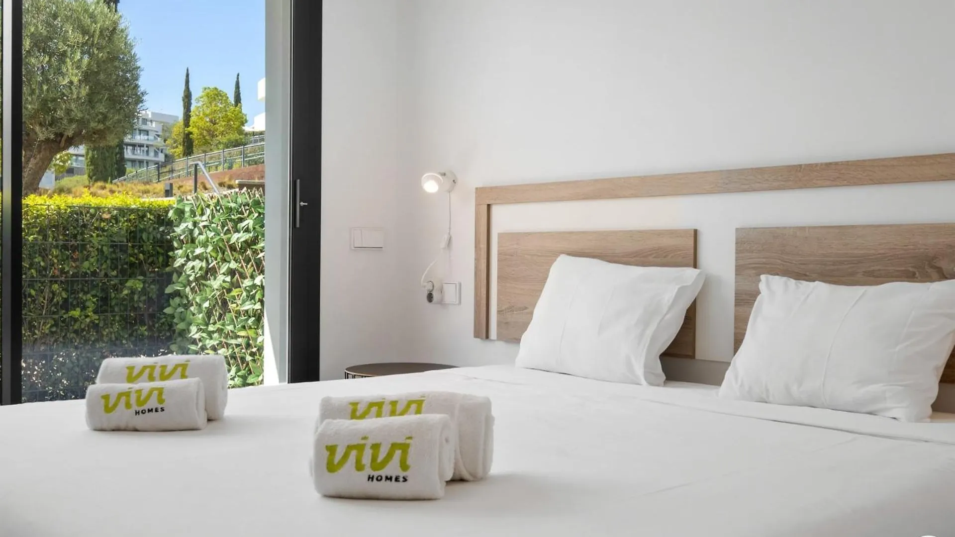 Vivi Homes - Amore Luxury ,Garden, Pool & Sauna Fuengirola