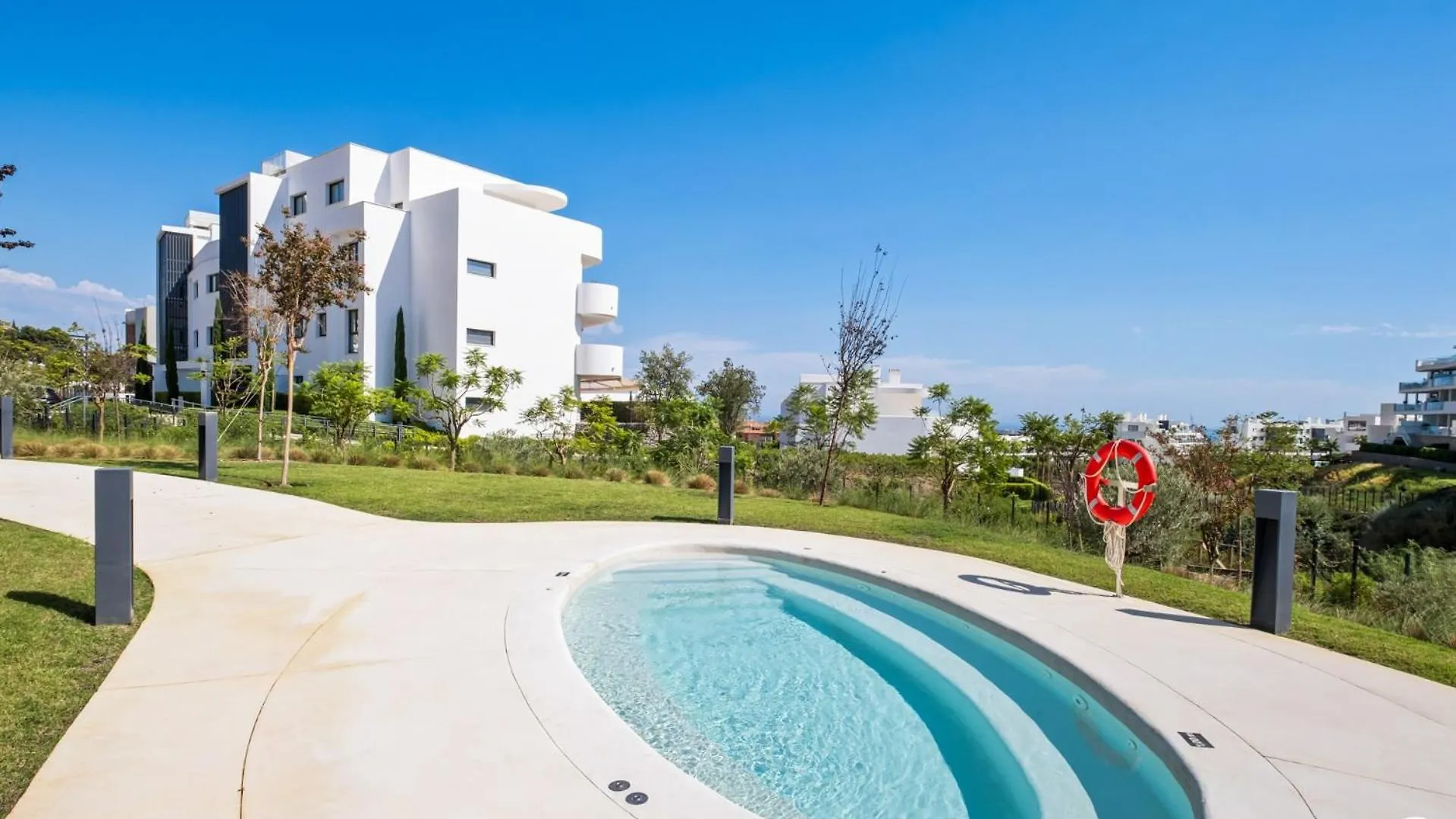 Vivi Homes - Amore Luxury ,Garden, Pool & Sauna Fuengirola 0*,  Spain